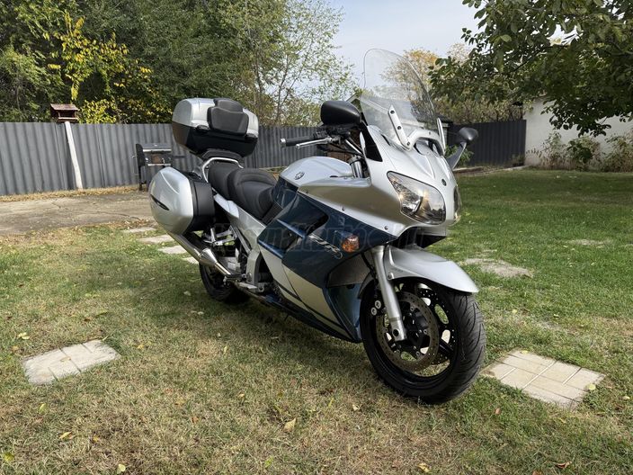 YAMAHA FJR 1300