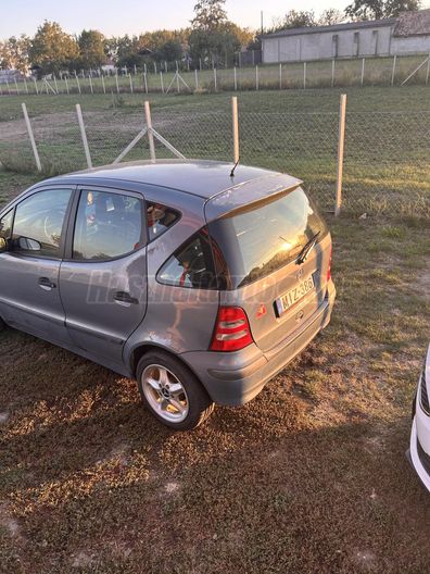 MERCEDES-BENZ A 140