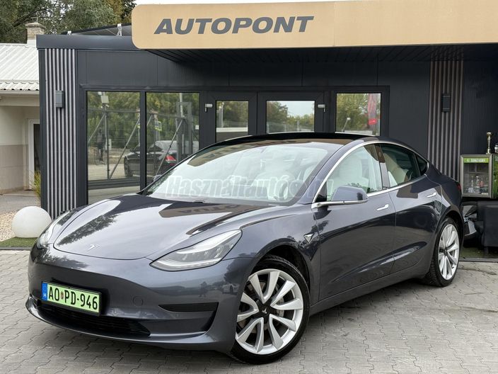 TESLA MODEL 3 Standard Range Plus Aut