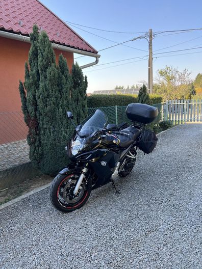 SUZUKI GSX 650 F