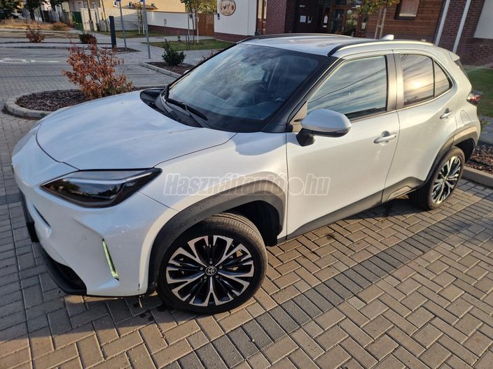 TOYOTA YARIS CROSS 1.5 Hybrid Executive e-CVT