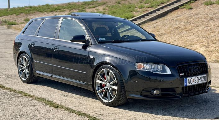 AUDI A4 3.2 FSI quattro