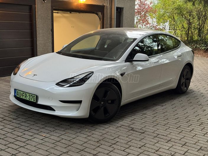 TESLA MODEL 3 RWD (Automata)