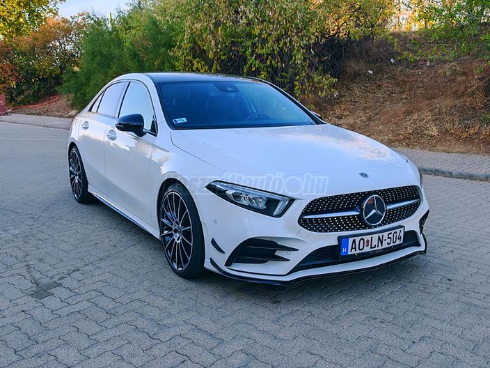 MERCEDES-BENZ A 200 AMG Line 7G-DCT Limuzin