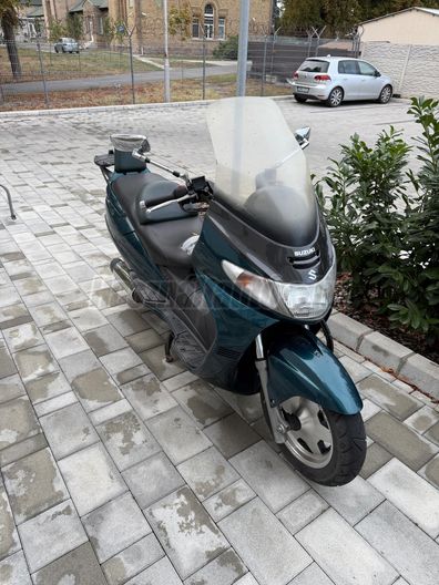 SUZUKI AN 250 BURGMAN