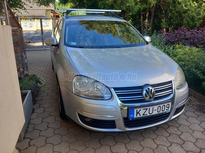 VOLKSWAGEN GOLF V Variant 1.6 Trendline