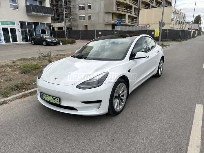 TESLA MODEL 3 RWD (Automata)