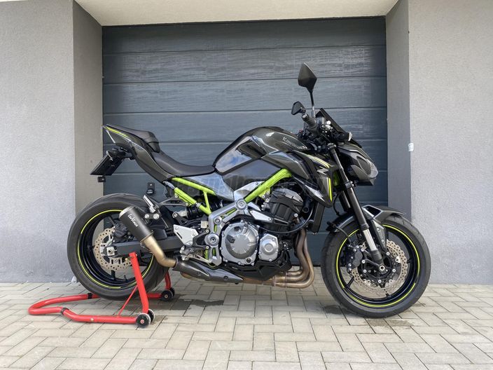KAWASAKI Z 900