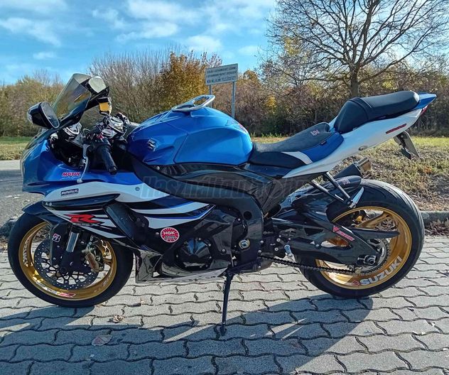SUZUKI GSX-R 1000