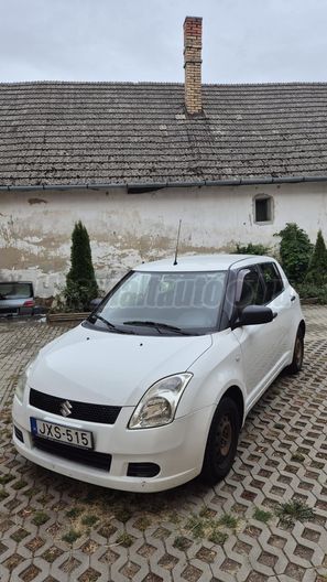 SUZUKI SWIFT 1.3 GC AC