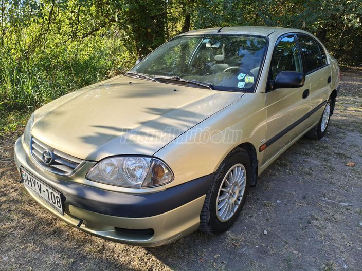 TOYOTA AVENSIS 1.6