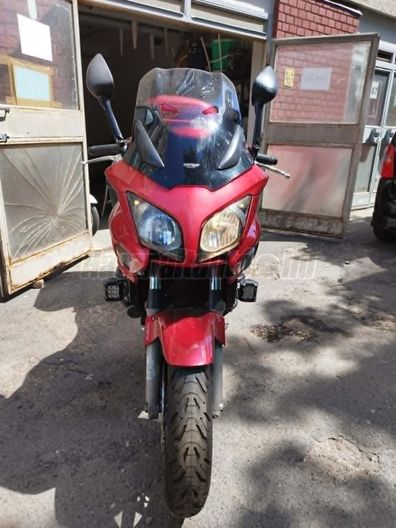 HONDA CBF 1000