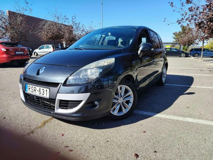 RENAULT SCENIC Scénic 1.9 dCi Dynamique