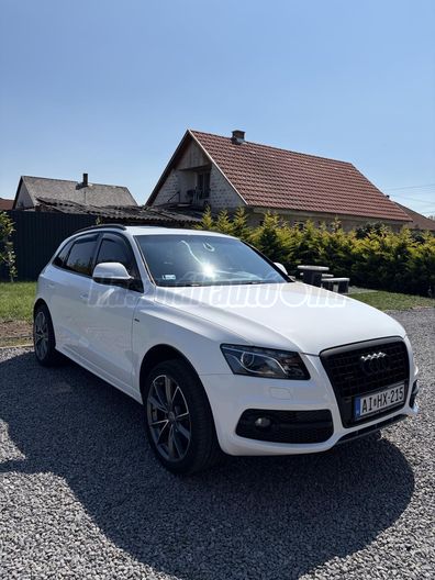 AUDI Q5 3.0 TDI DPF quattro S-tronic