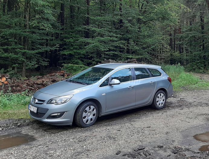 OPEL ASTRA J Sports Tourer 1.7 CDTI Cosmo