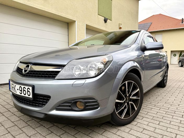 OPEL ASTRA H 1.6 GTC Essentia