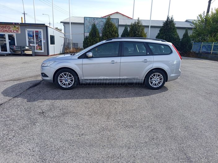 FORD FOCUS 1.6 TDCi Ghia DPF