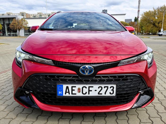 TOYOTA COROLLA Touring Sports 1.8 Hybrid Comfort Business e-CVT