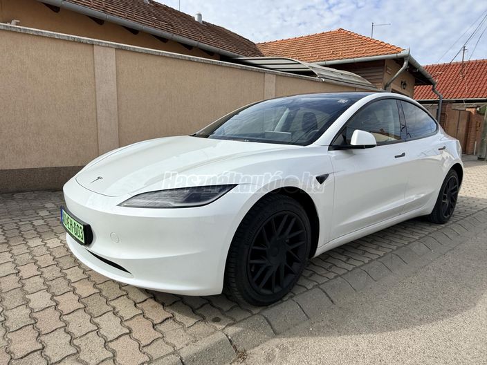 TESLA MODEL 3 RWD Premium (Automata)
