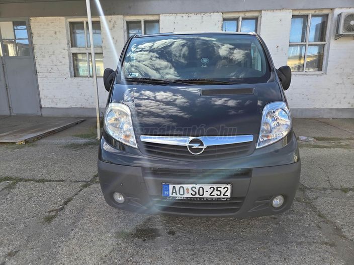 OPEL VIVARO 2.5 CDTI DC L1H1 2.7t