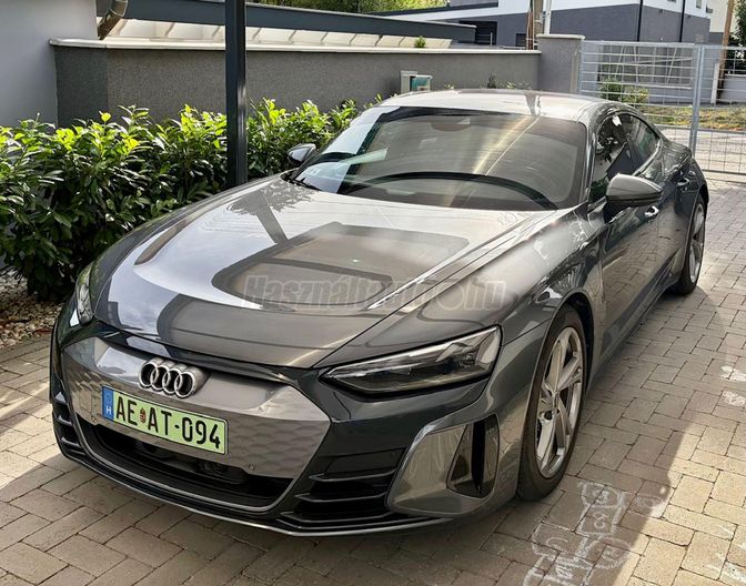 AUDI E-TRON GT S