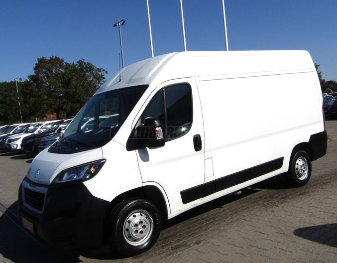PEUGEOT BOXER 2.2 BlueHDI 350 FT L2H2 Pro