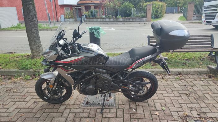 KAWASAKI VERSYS 650