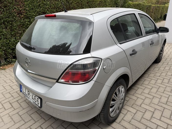 OPEL ASTRA H 1.4 Essentia