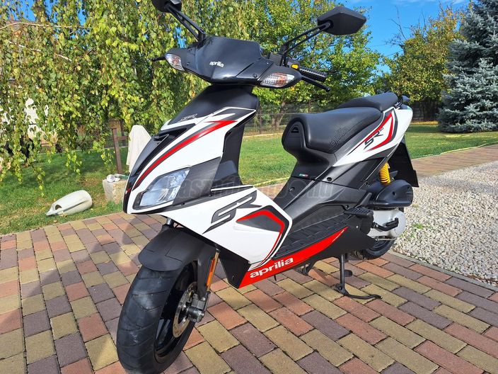 APRILIA SR 50