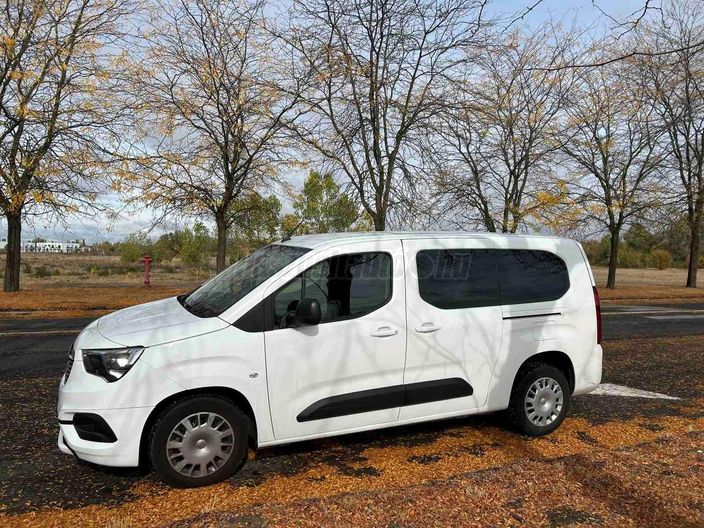 OPEL COMBO Life 1.2 T Edition XL (7 személyes )