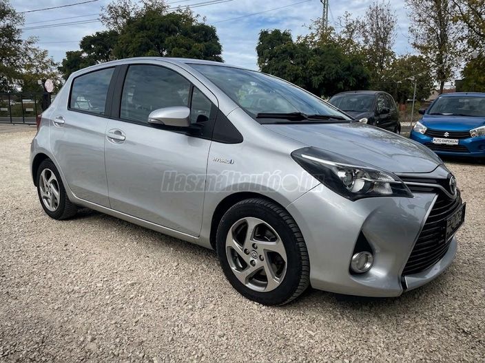 TOYOTA YARIS 1.5 HSD Active e-CVT