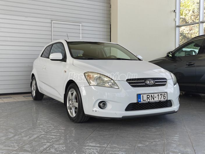 KIA PRO CEE'D 1.6 CRDi EX (Automata)