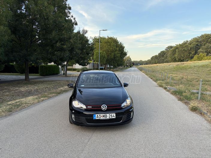 VOLKSWAGEN GOLF VI 2.0 TSI GTI