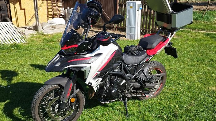 BENELLI TRK 702 X