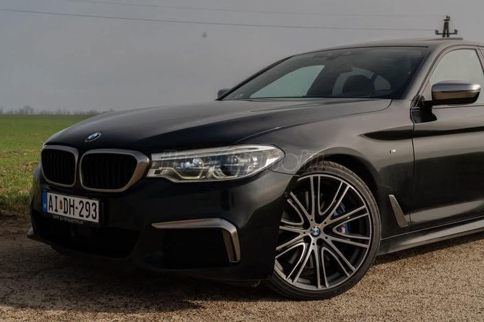 BMW 550 550i xDrive (Automata)