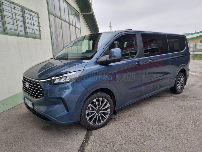 FORD TRANSIT Tourneo Custom 2.0 TDCi 320 L1H1 Titanium (Automata) (9 személyes ) 4WD