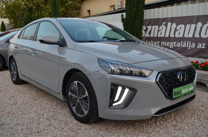 HYUNDAI IONIQ plug-in 1.6 GDi Premium DCT