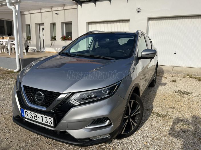 NISSAN QASHQAI 1.3 DIG-T N-Connecta
