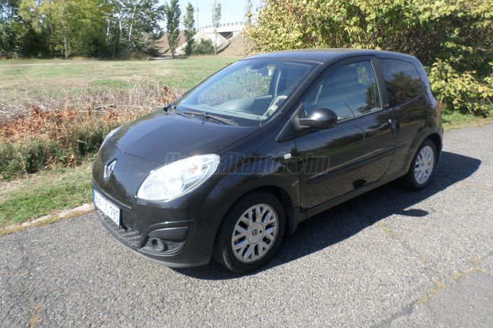 RENAULT TWINGO 1.2 16V Dynamique Quickshift