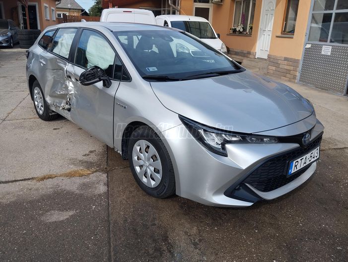 TOYOTA COROLLA Touring Sports 1.8 Hybrid Comfort Style e-CVT