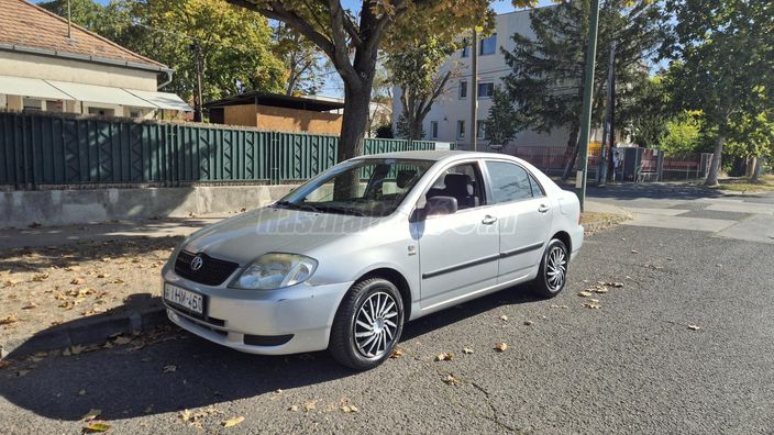 TOYOTA COROLLA