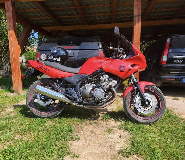 YAMAHA XJ 600 S