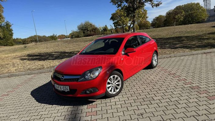 OPEL ASTRA H 1.6 GTC Enjoy