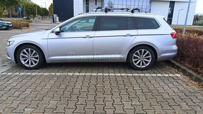 VOLKSWAGEN PASSAT Variant 2.0 TDI BMT SCR Highline