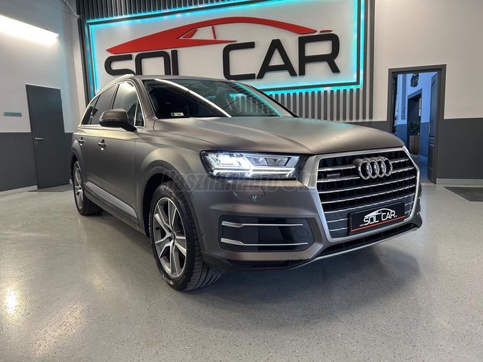 AUDI Q7 3.0 V6 TDI quattro Tiptronic ic [7 személy]