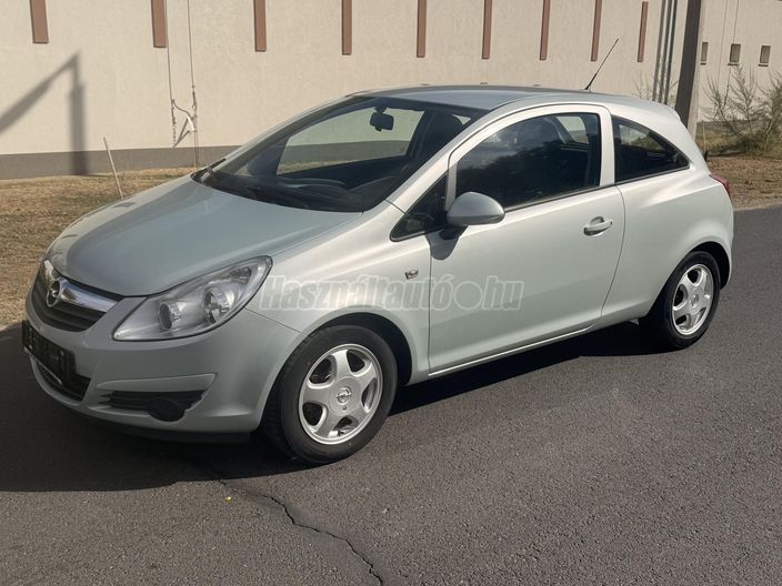 OPEL CORSA D 1.2 Cosmo