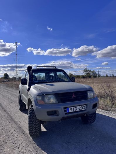 MITSUBISHI PAJERO 2.5 TD GL