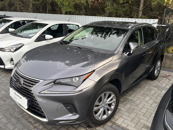 LEXUS NX 300h Prestiege Safety CVT