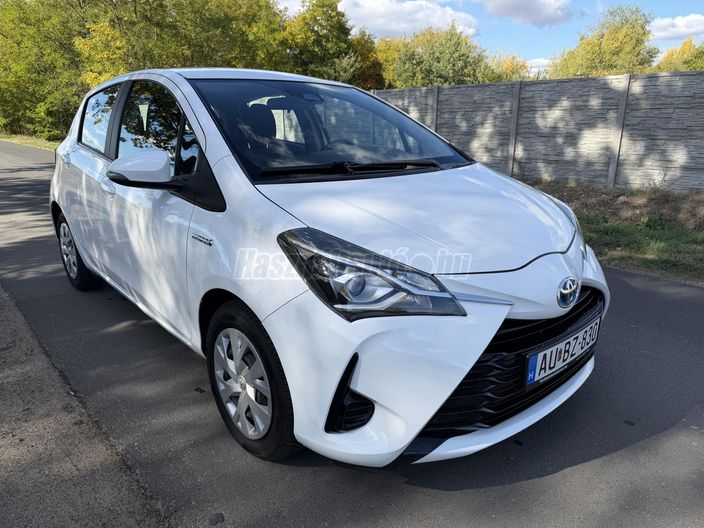 TOYOTA YARIS 1.5 VVT-i Hybrid Active e-CVT