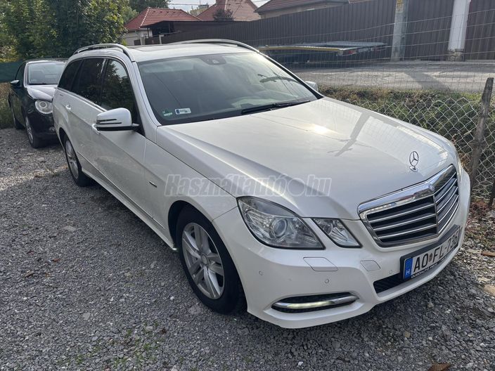 MERCEDES-BENZ E 300 T BlueEFFICIENCY Avantgarde (Automata)